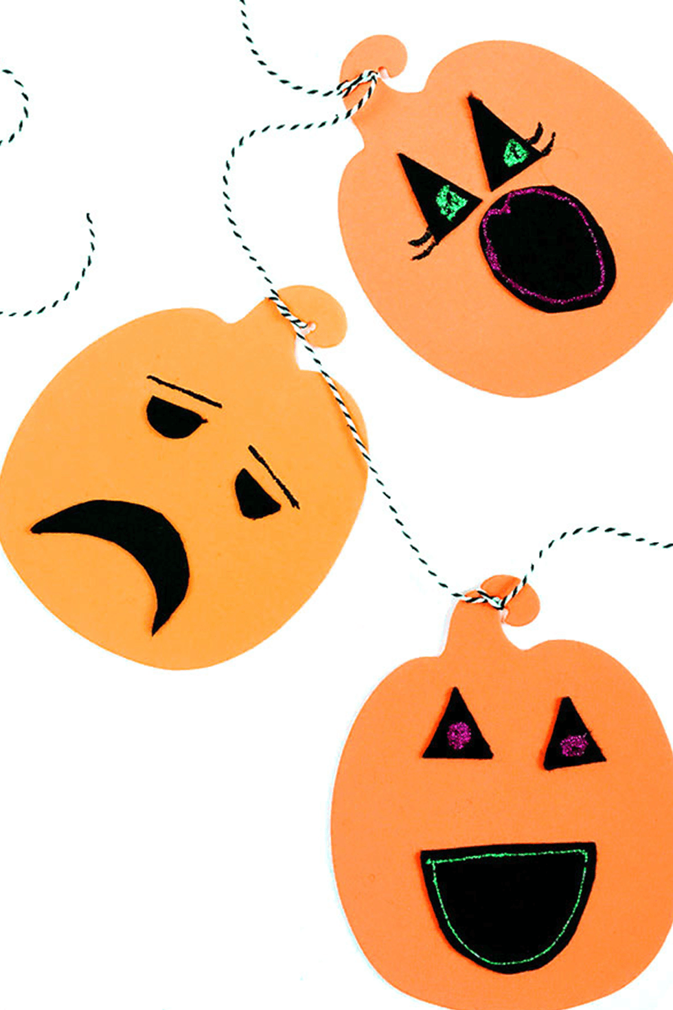 ZERHOK 8 Pezzi Cappello di Halloween per Bambini,Cappelli a Cono di Halloween Fai-da-Te Cappello di Carta dei Cartoni Animati Pipistrello Zucca Fantasma Spider per Bambini Halloween