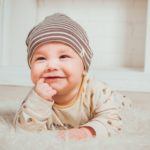 Guida al baby sitting: 15 giochi bebè. Da 0 a 12 mesi