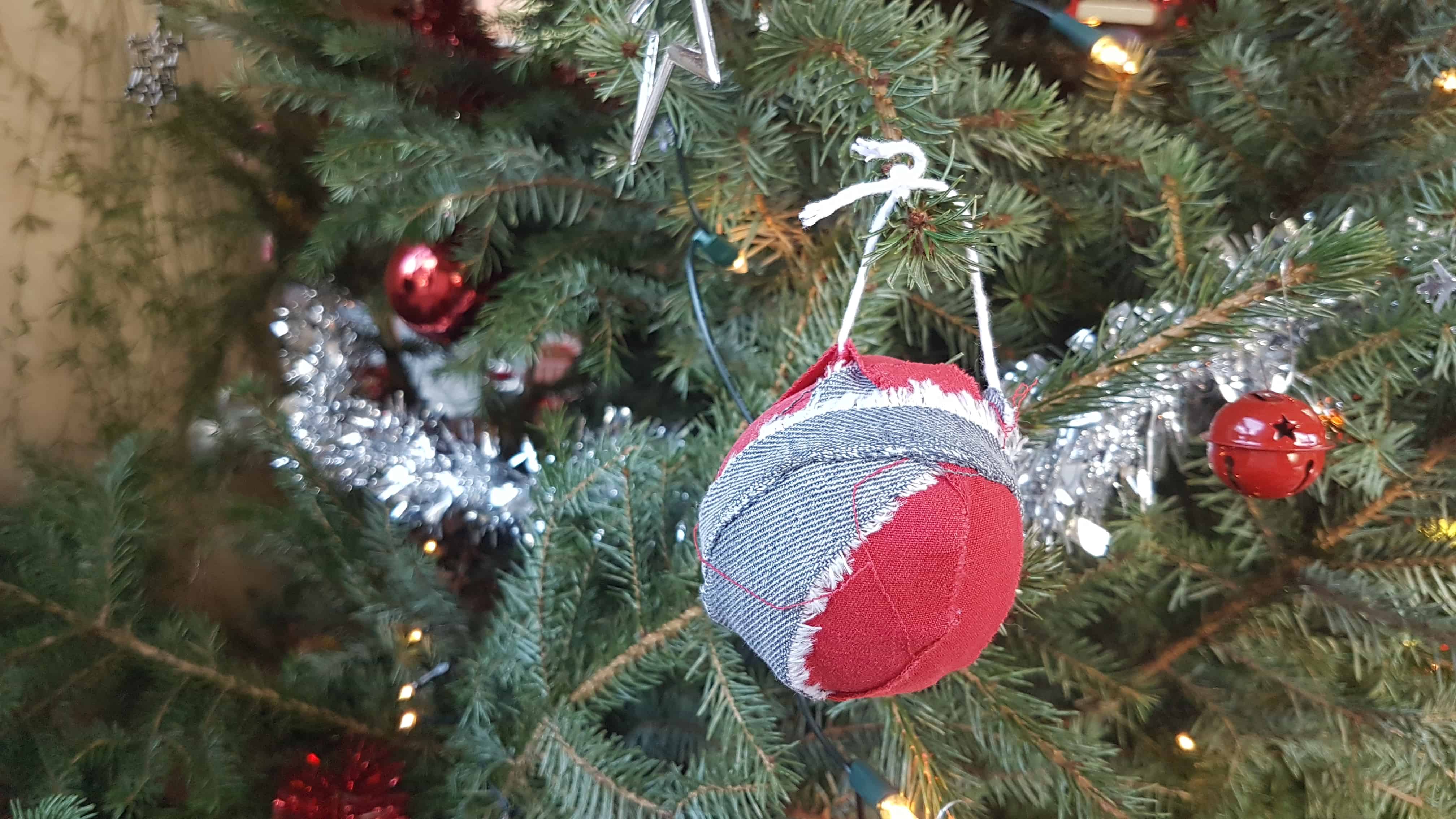 zoogdier Laatste slachtoffer Zelf kerstballen maken van piepschuim en andere kerstboom ideeën (2019  update) : Sitly blog