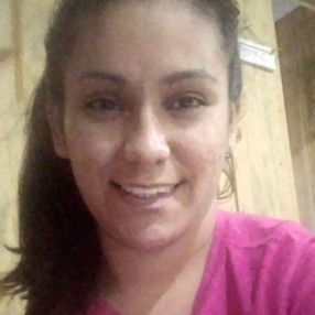 Tatiane, Babá em Porto Belo