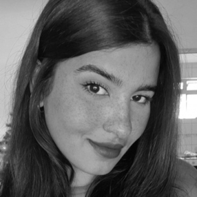 Isabelli, Babá em Santos