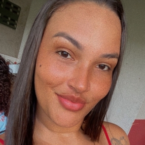 Marcela, Babá em Viana