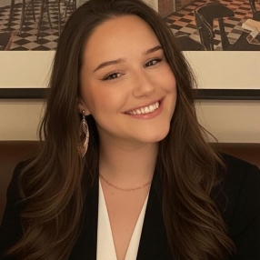 Bruna, Babysitter in Belo Horizonte