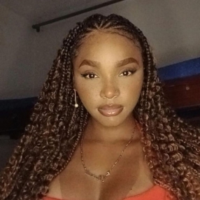 Renata, Babá em Salvador