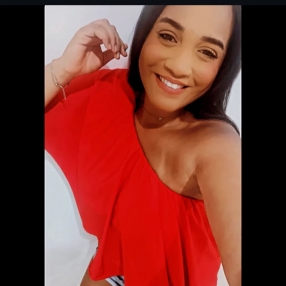 Andréa, Babá em Salvador