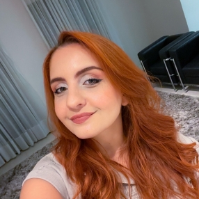 Karine, Babá em Maceió