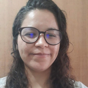Luana, Babá em Palhoça