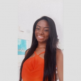 Sibele, Babysitter in Santos