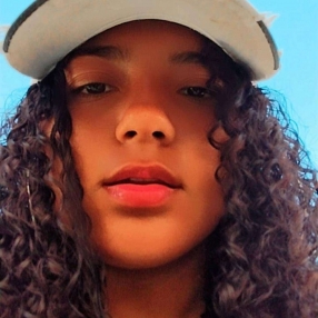 Juliana, Babá em Ilhéus