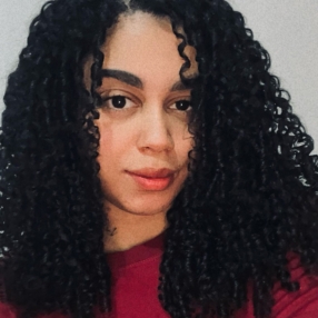 Ana, Babá em Santiago