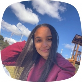 Janaina, Babá em Pedro Leopoldo