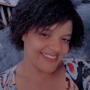 Karen, Babá em Salto de Pirapora