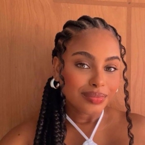 Franciele, Babá em Salvador