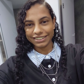 Tifane, Babá em Luziânia