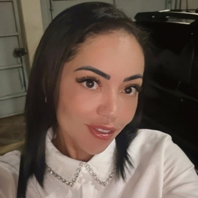 Caroline, Babá em Pouso Alegre