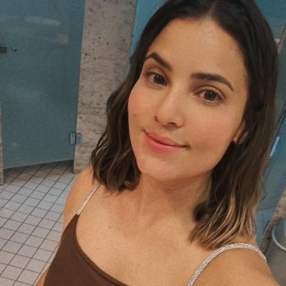 Raiane, Babá em Jacareí