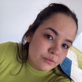 Letícia, Babá em Farroupilha