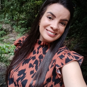 Tainara, Babá em São José dos Campos