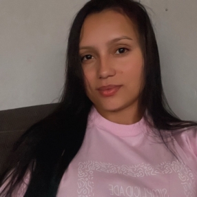 Thamires, Babá em Feira Grande