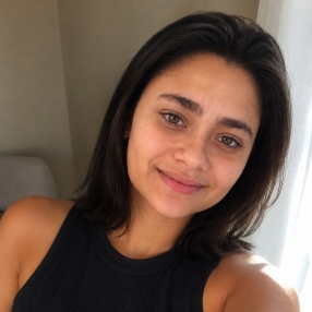 Simone, Babá em Valparaíso de Goiás