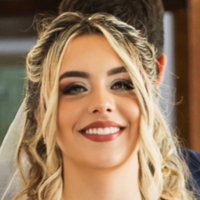 Amanda Carvalho, Babysitter in São Paulo