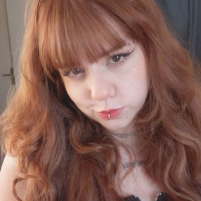 Mayara, Babá em Londrina