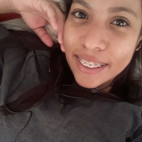Manoela Salles, Babá em Astorga