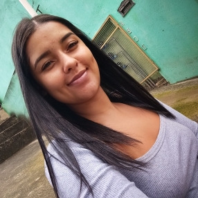 Ester, Babá em Sabará