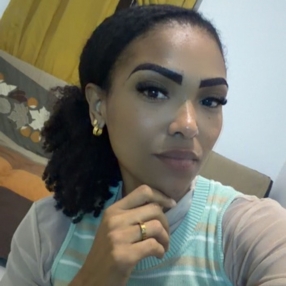Thaynara, Babá em Vitória
