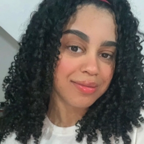 Ana, Babá em Santiago