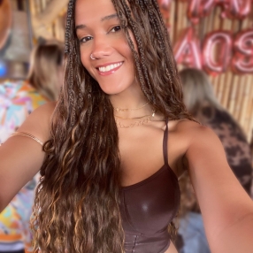 Bruna, Babá em Ubatuba
