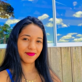 Paula, Babá em Porto Alegre