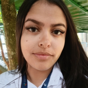 Luciane, Babá em Curitiba