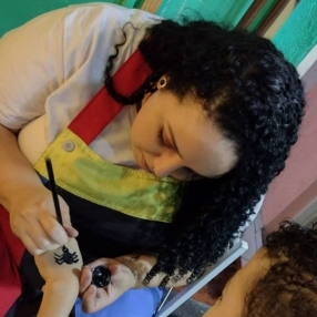 Franciele, Babá em Itaquaquecetuba