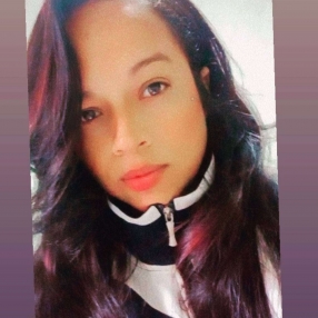 Flora, Babá em Abreu e Lima