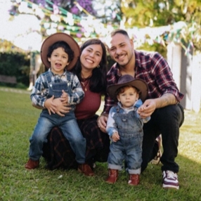 Carolina, Família em Poá