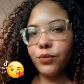 Caroline, Babá em São Lourenço da Serra