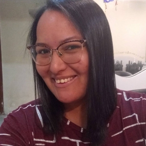 Tia Pryh, Babysitter in Moreno