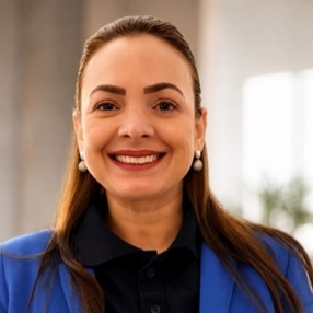 Ariane, Babá em Sorocaba