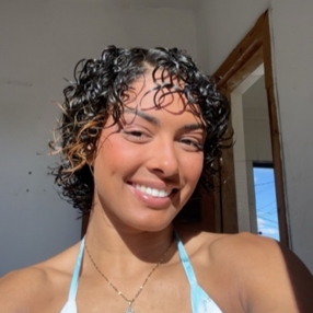 Tabata, Babysitter in Contagem