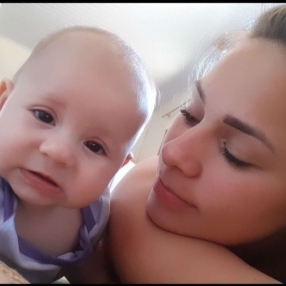 Adri, Babá em Concórdia