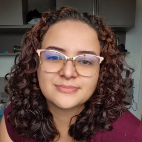 Ana Luiza, Babá em Curitiba