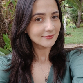 Rayane, Babá em Muriaé