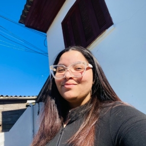 Kassandra, Babá em Porto Alegre
