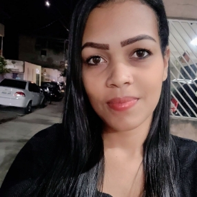 Izabela, Babá em Ipatinga