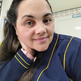 Elen, Babá em Campo Largo