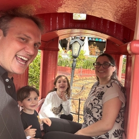 Aline, Família em Passos