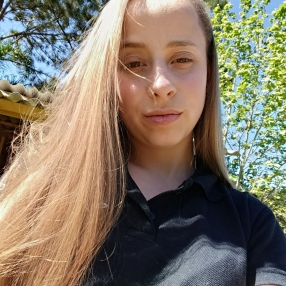 Bruna, Babá em São Bento do Sul