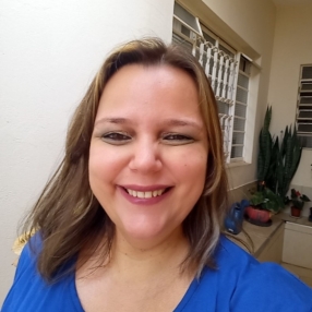 Carolina, Babá em Marília