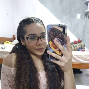 Lidiane, Babá em Nova Venécia